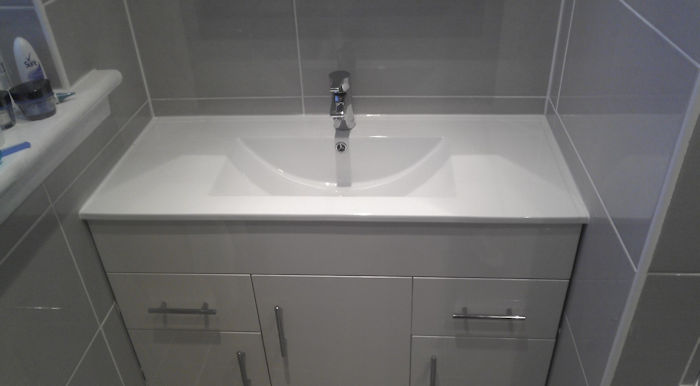 Bathroom Design by Hammers and Spanners